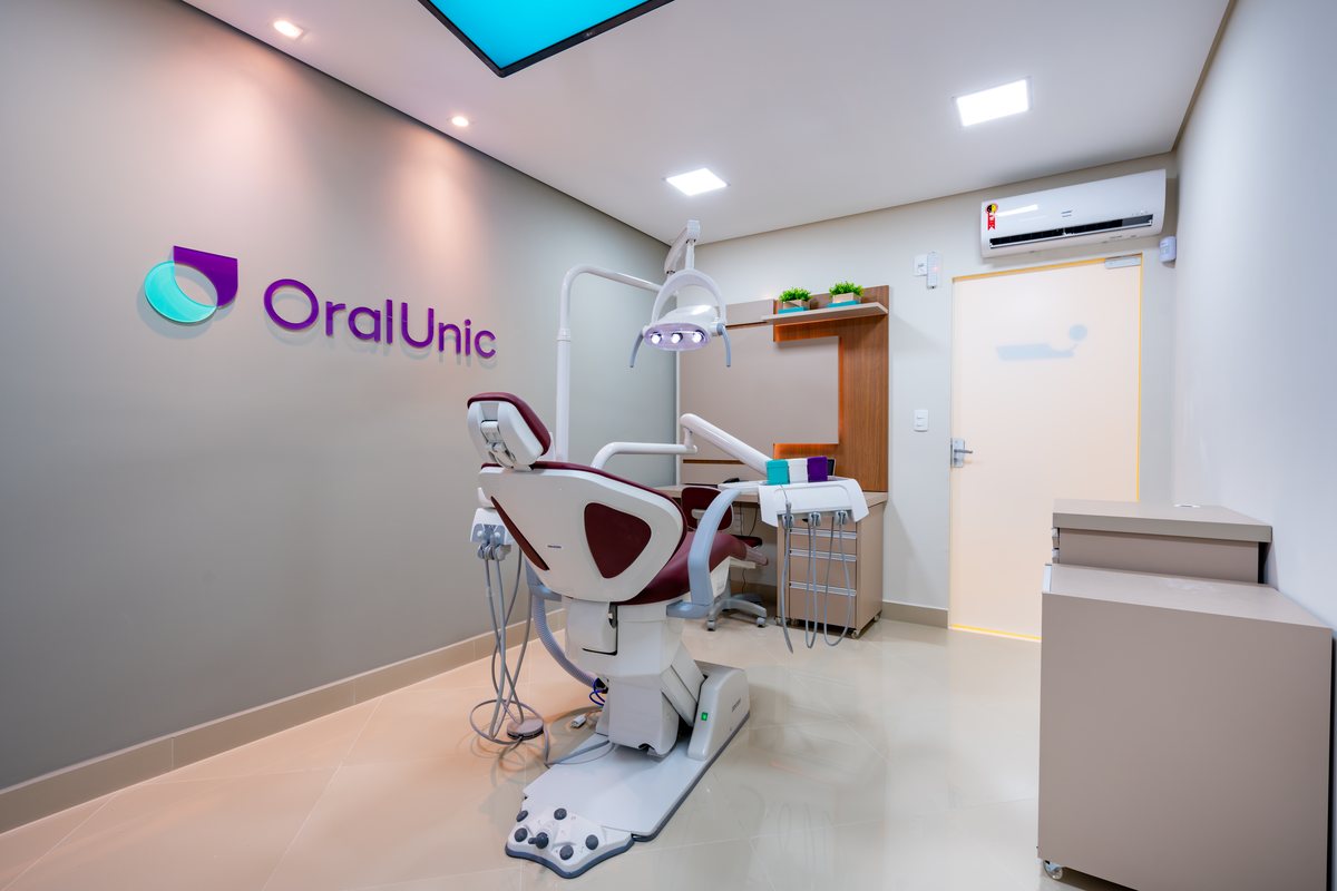 Segundo consultório da Oral Unic Alvorada com cadeira odontológica